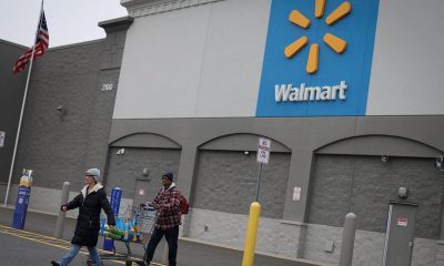 Walmart, economic data await investors confronting AI ’whack-a-mole’
