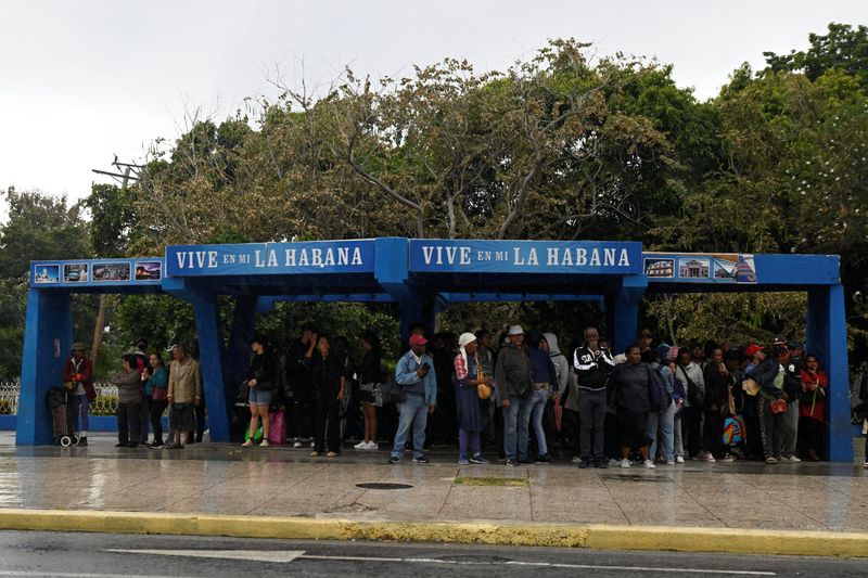 Canada plans to assist Cuba while Washington squeezes the island