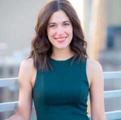 Lale Akoner Global Markets Analyst At Etoro 1