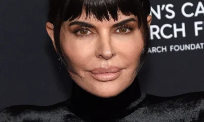 Lisa Rinna on red carpet