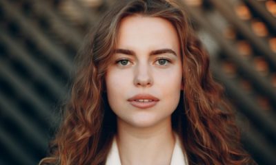 Long Wavy Hairstyles Featured