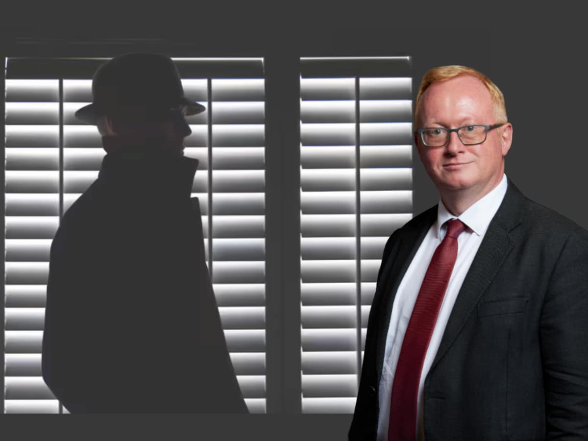 Luke Akehurst tries and fails to defend Labour's spy scandal