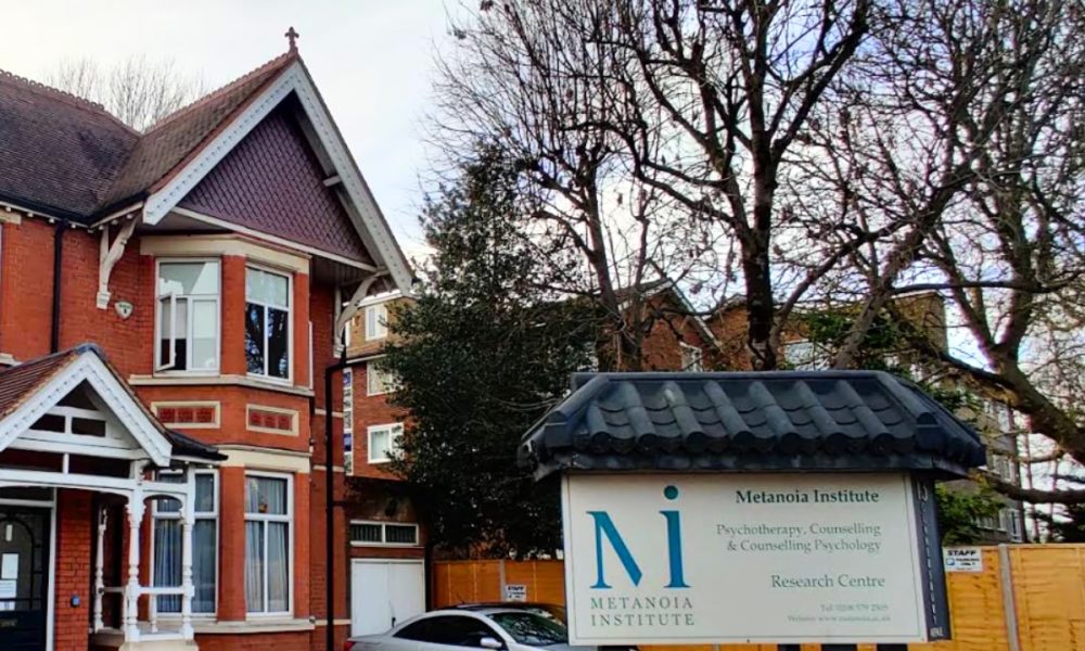 Former staff accuse psychotherapy education institute of institutional racism