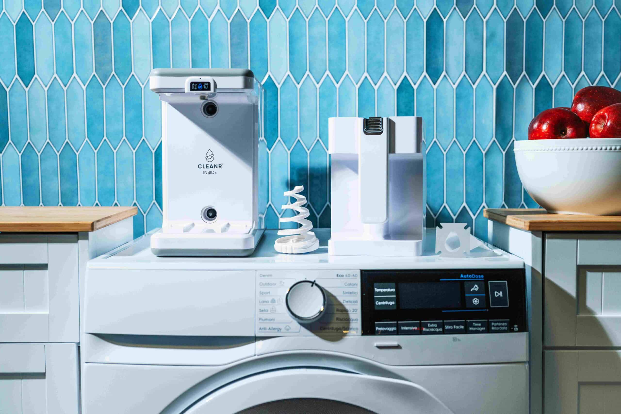 Fish biology inspires laundry microplastics clean up