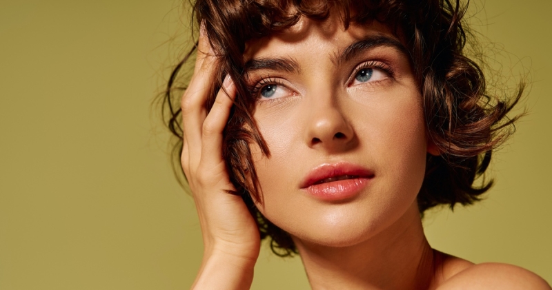 Model Perfect Pout Featured