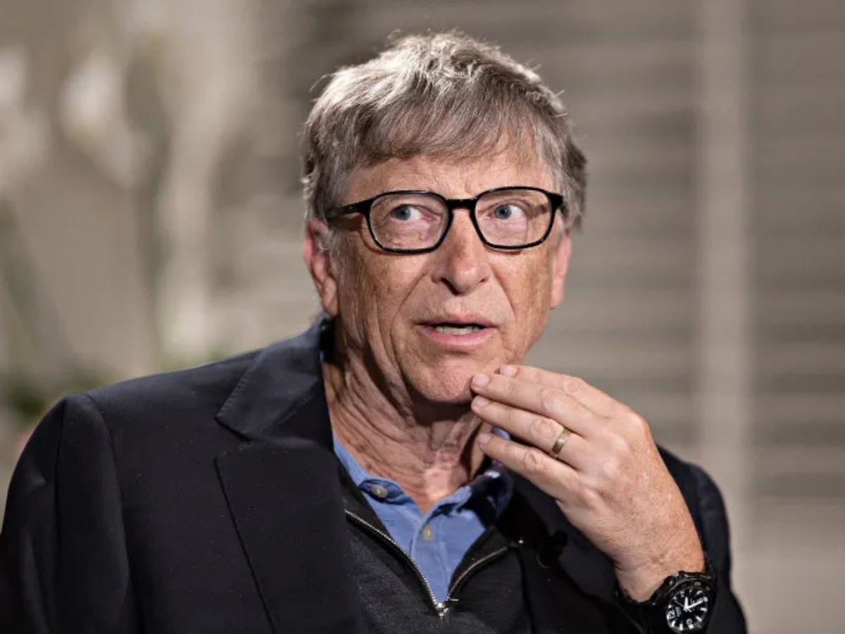 New Epstein files release shows paedophile blackmailing Bill Gates