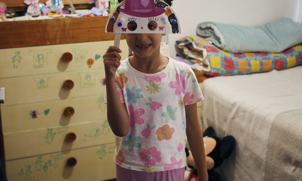 Homeless children in Scotland pass 10,000 mark