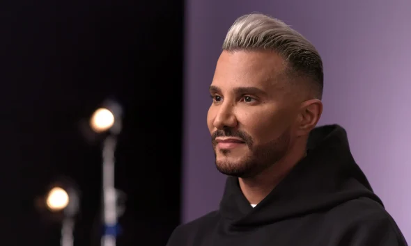 Jay Manuel on set of "Reality Check."