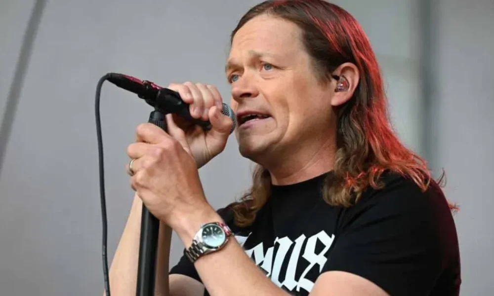 3 Doors Down lead singer Brad Arnold dies aged 47 after cancer diagnosis