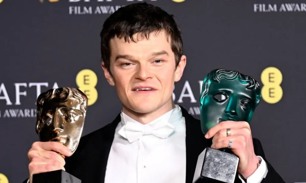 Double Bafta winner Robert Aramayo calls for 'grace' towards Tourette's after shouted slur