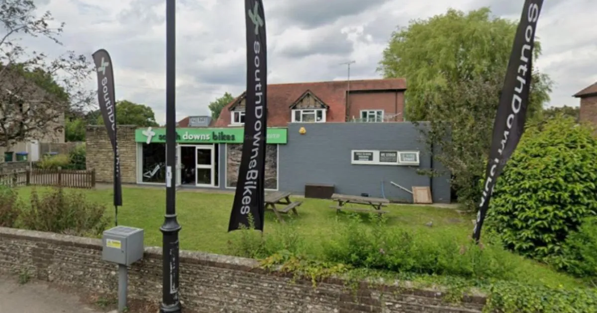 Police officer sacked after secretly working as a bike shop barista | News UK