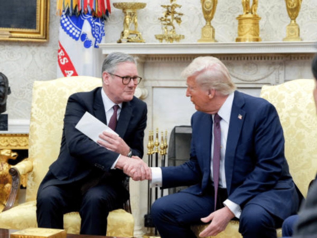 Starmer still sucking up to Trump in Arctic aircraft carrier pledge