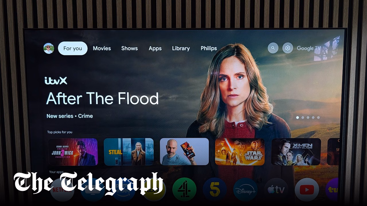 I tested the Philips OLED+950 TV for a month and the picture quality blew me away