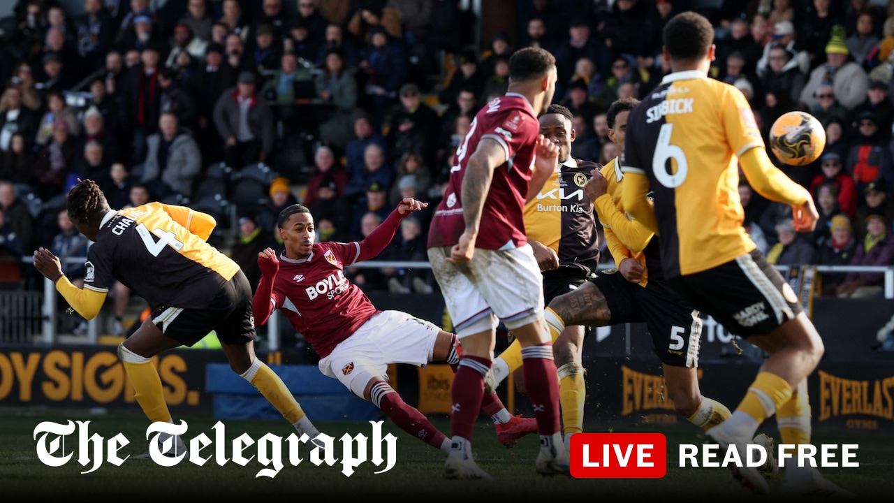 Summerville spares West Ham blushes with extra-time winner against Burton Albion