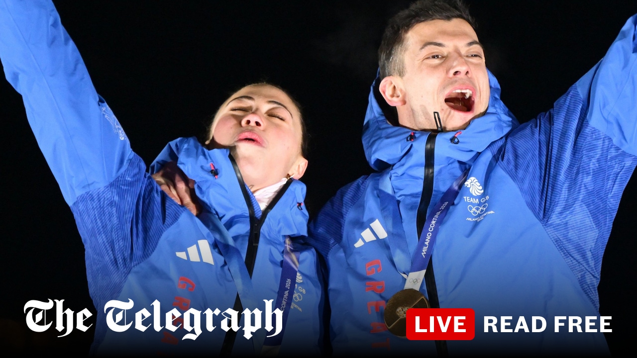 Weston and Stoecker take stunning gold in team skeleton