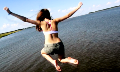 Overlooked Sci-Fi Thriller Is An Extremely R-Rated, Modern Classic Based On Real Science