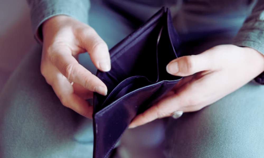 Brits tighten their belts, cash-strapped amid cost of living crisis