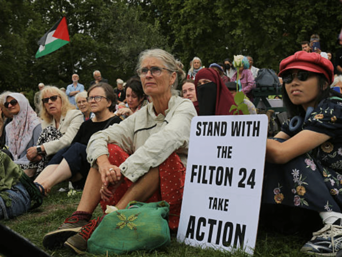 6 acquitted of all charges