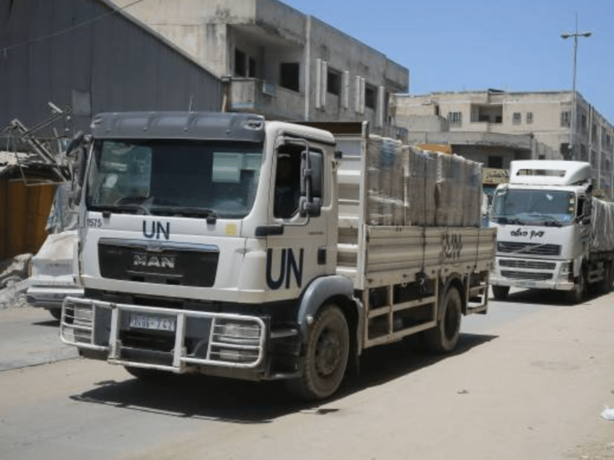 Israel closes all access into Gaza