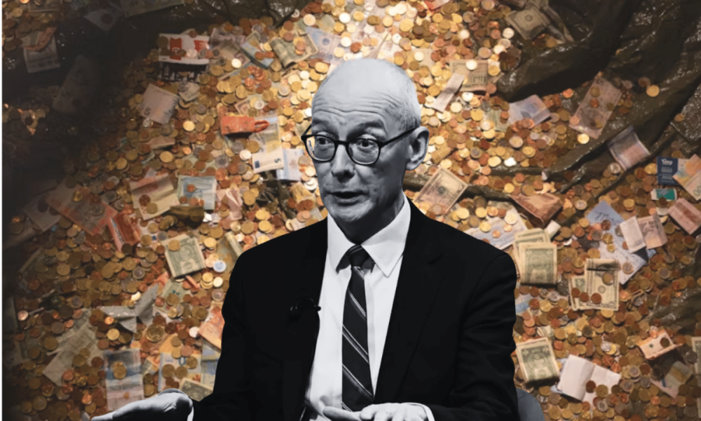 DWP hands out bonuses like candies