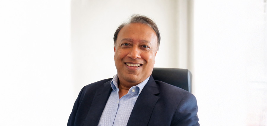 When Experience Becomes a Liability: Leadership in a World without a Playbook