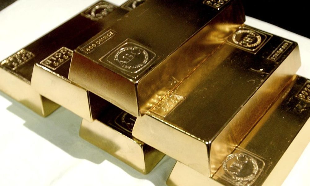 Miners drag bourse lower as gold loses its shine