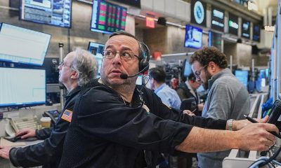 Wall Street ends sharply down as AI worries weigh