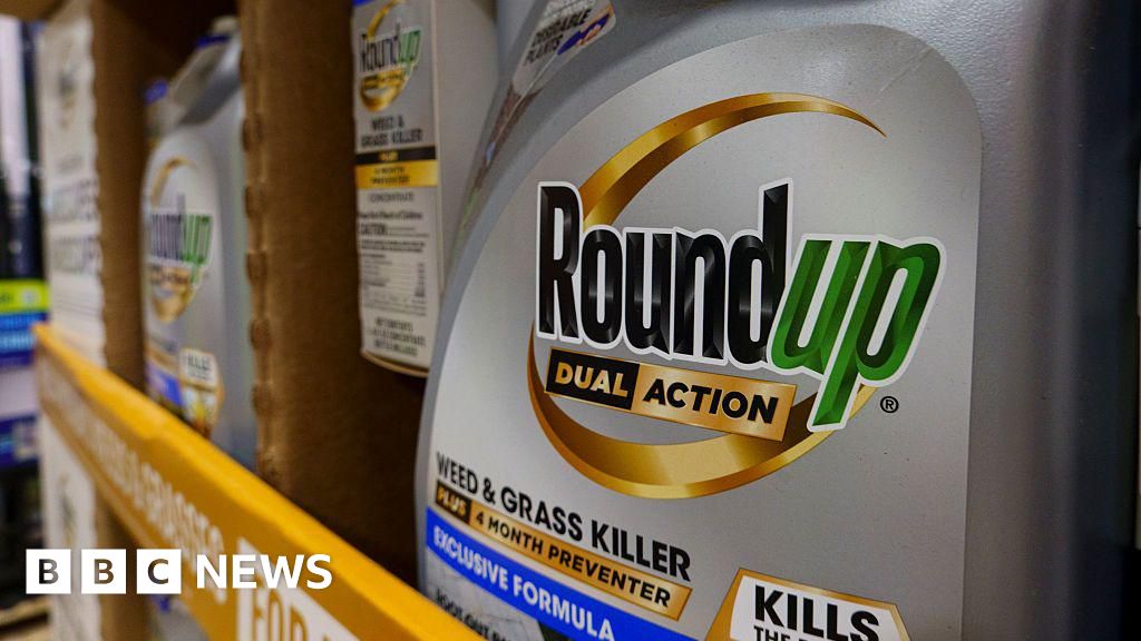 Bayer offers $7.25bn to settle weedkiller cancer claims