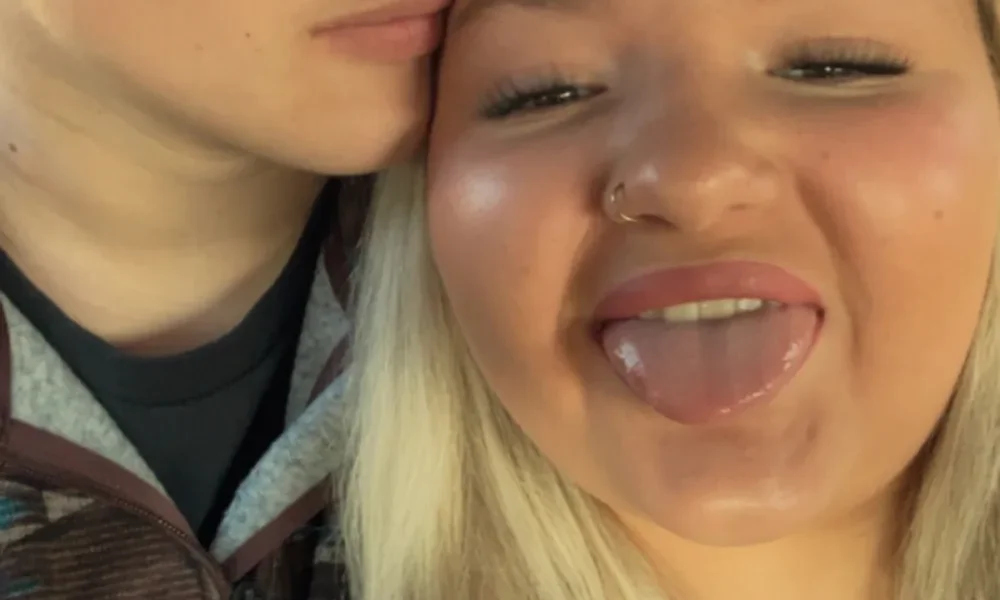 Are Unexpected Stars Bella and Hunter Still Together After Welcoming Baby?