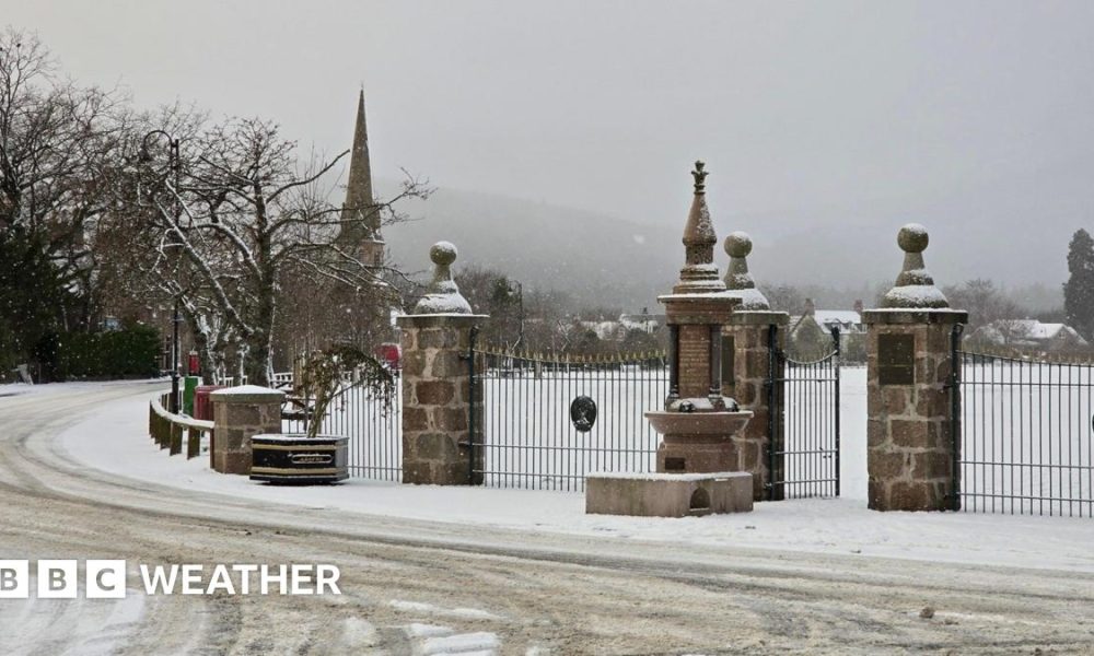 UK Weather: Snow and rain warnings issued as cold snap continues