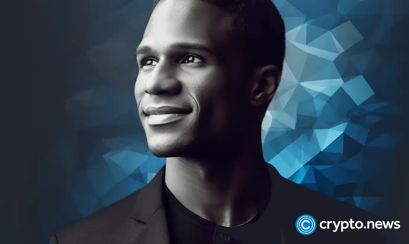 Arthur Hayes predicts AI credit crisis as Bitcoin sounds liquidity alarm