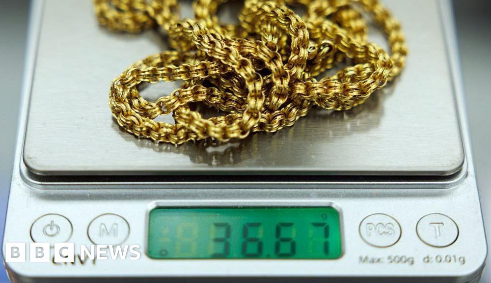 Warning for sellers amid rollercoaster gold and silver prices