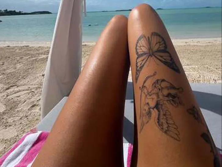 Celebrity Hot Dog Legs -- Guess Who!