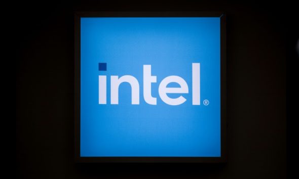 Executives at Silicon Valley chip maker Intel say 'fluid' US trade policies and regulatory moves have increased the chances of economic slowdown