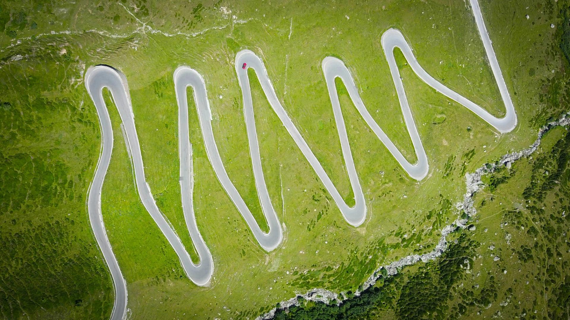 BTC holding in tight range, but COIN, CRCL, IREN and RIOT enjoying gains