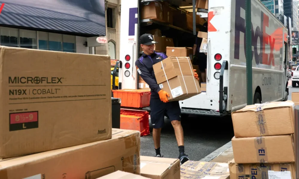 FedEx to give any tariff refunds back to customers after Supreme Court ruling