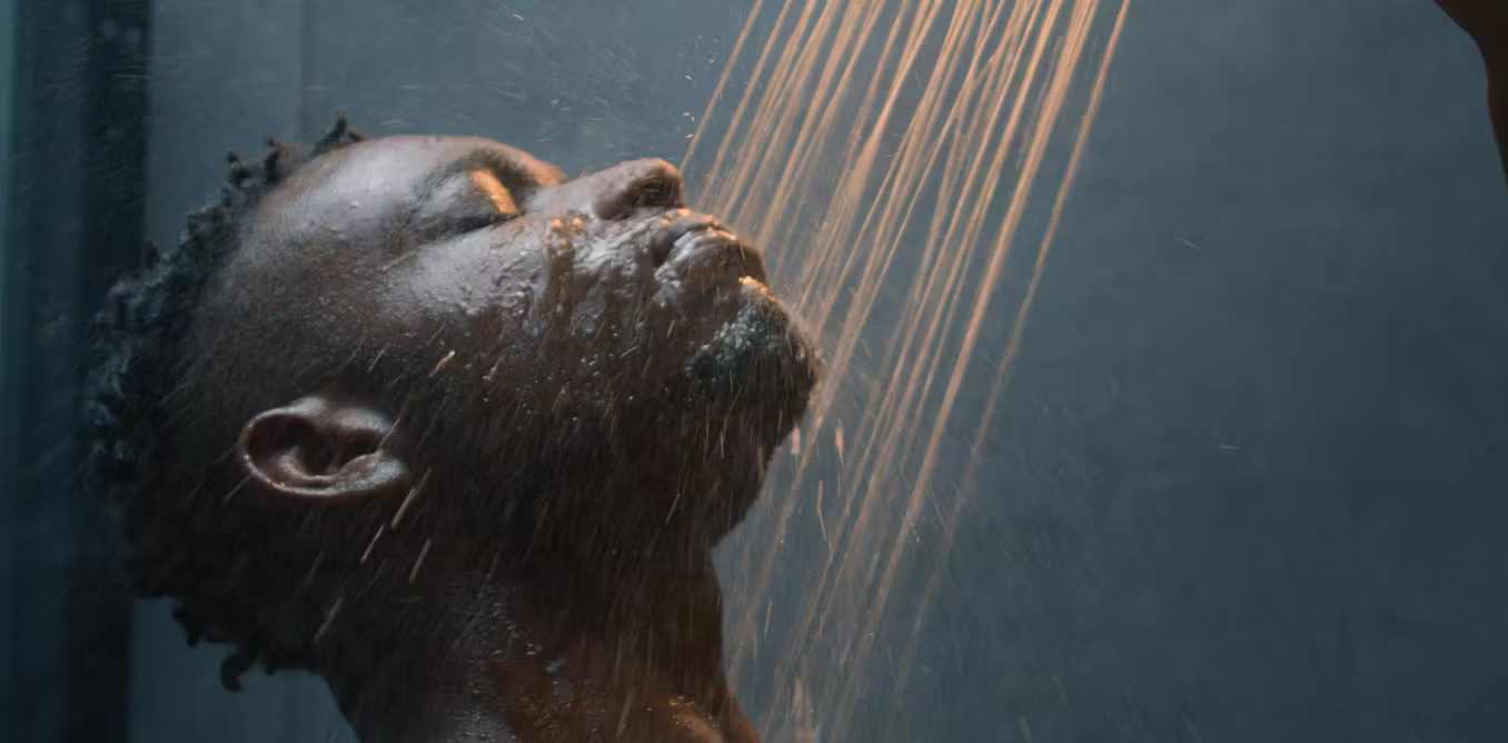 The science behind the trend for showering in the dark before bed