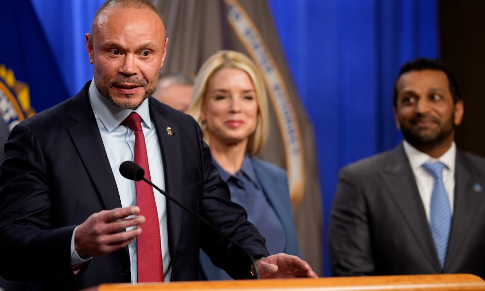 Dan Bongino’s first podcast back: Score-settling, technical glitches and a Trump interview