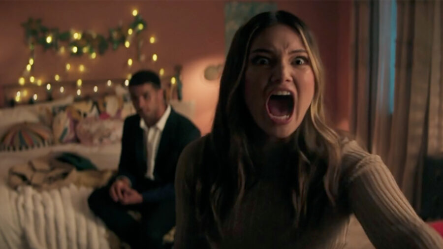 Netflix's Romantically Terrifying Slasher Is Perfect For Couples