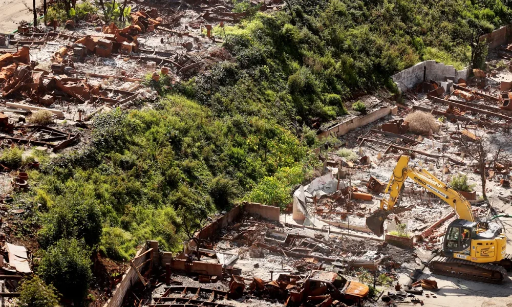 Los Angeles fires rebuilding struggles continue over year later amid delays