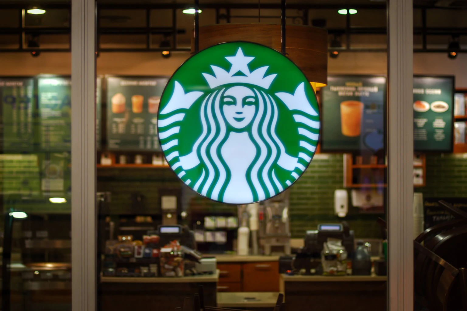 Starbucks: The Growth Story Is Not Compelling Enough At The Current Valuation (Rating Downgrade)