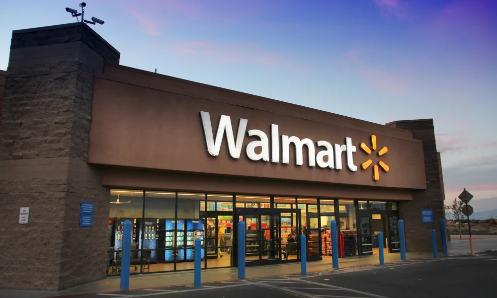 Wall Street Brunch: Walmart Weighs In As Q4 GDP Hits (undefined:WMT)