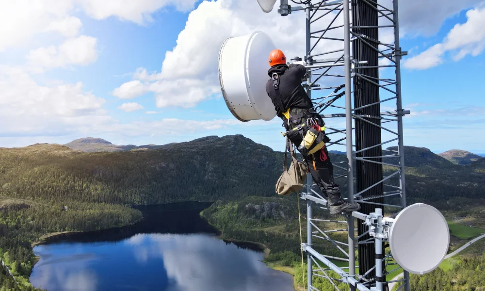 Telekomunikasi Indonesia: Indonesia's Digital Backbone At An Attractive Discount And Solid Yield