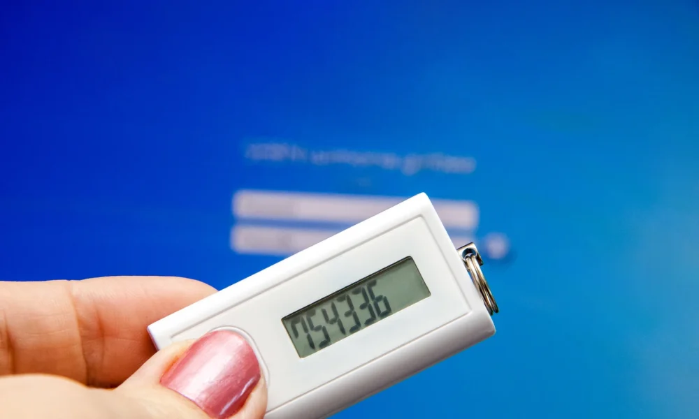 As Sentiment Softens, OneSpan's Cash Flow And Dividends Stand Out