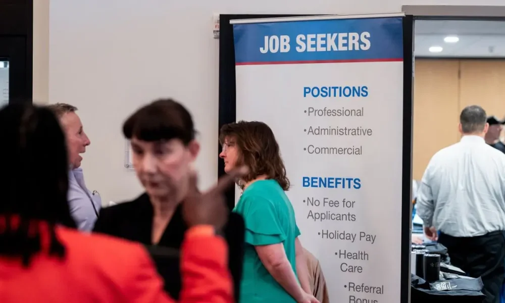 Private sector adds 22,000 jobs in January: ADP