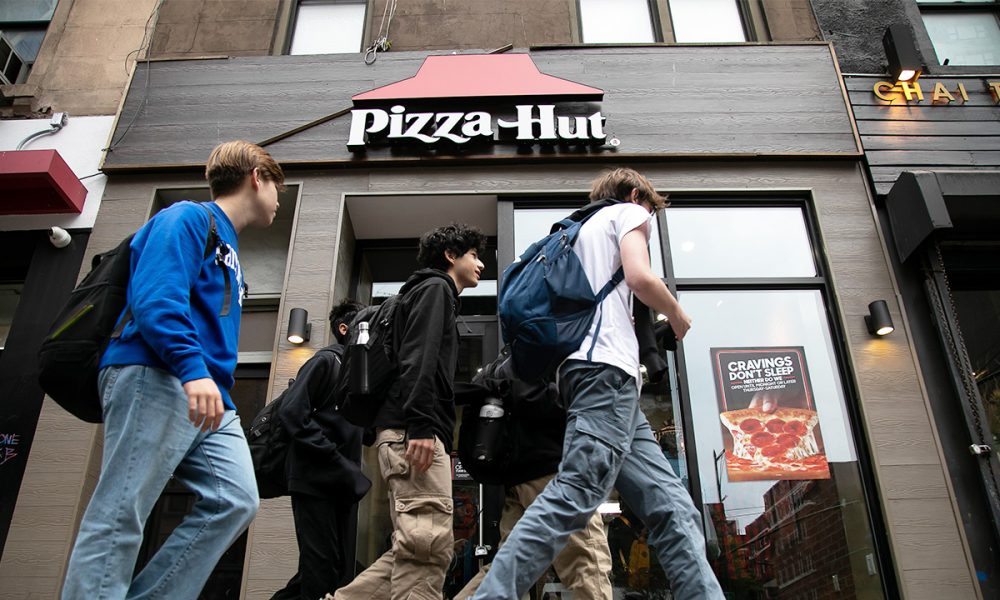 Pizza Hut to close 'underperforming' restaurants