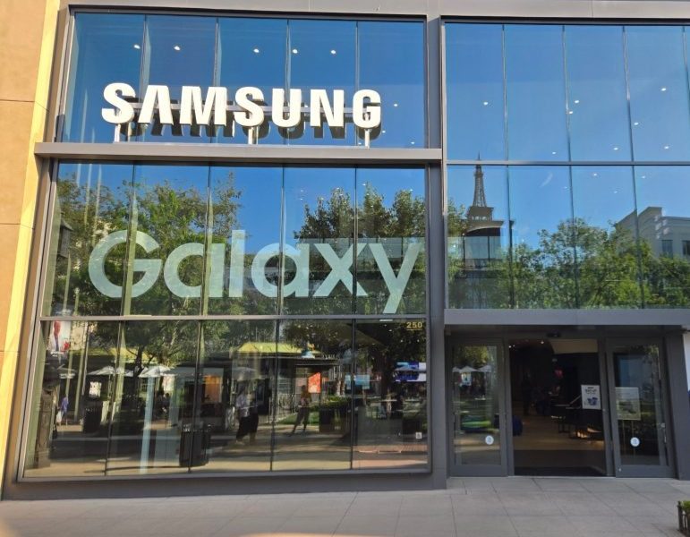Samsung Galaxy S26 Ultra Set for February 25 Unveiling at