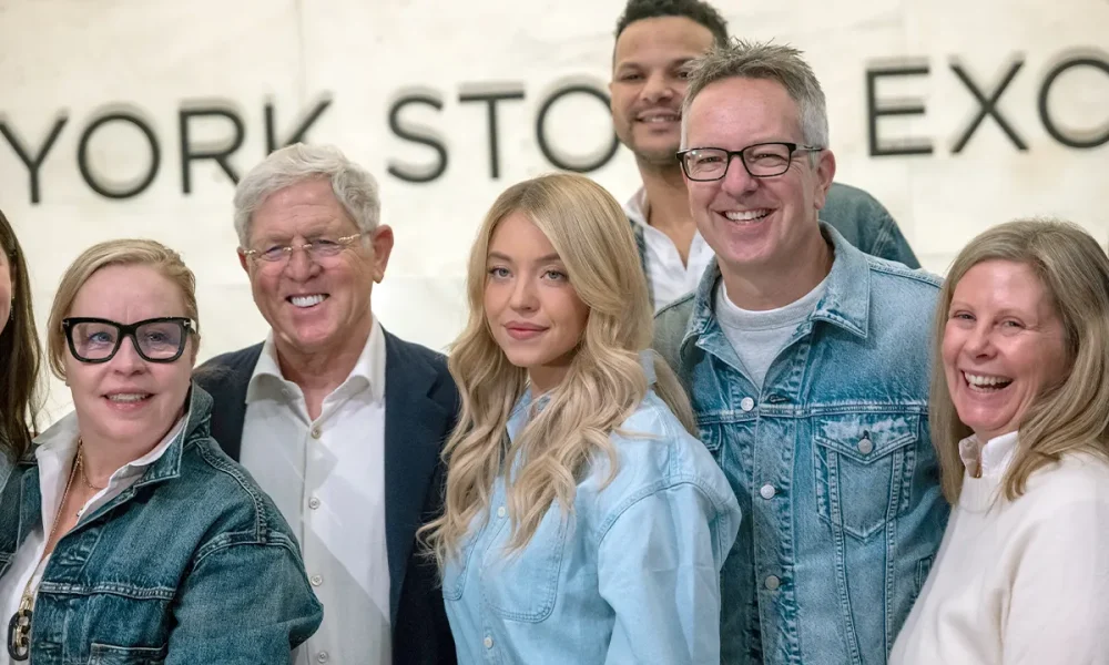 Sydney Sweeney rings NYSE opening bell with American Eagle CEO