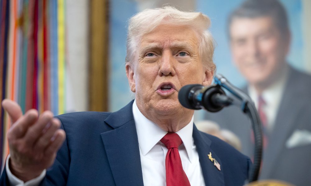 Trump set to unveil website for low-cost prescription drugs