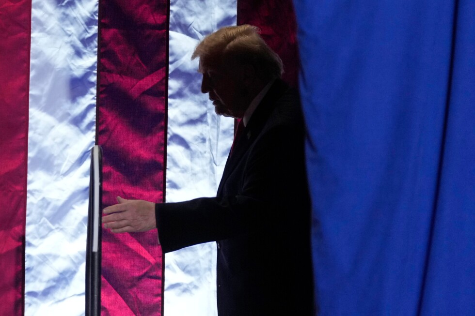 Trump's campaign war chest could rock the 2026 midterms